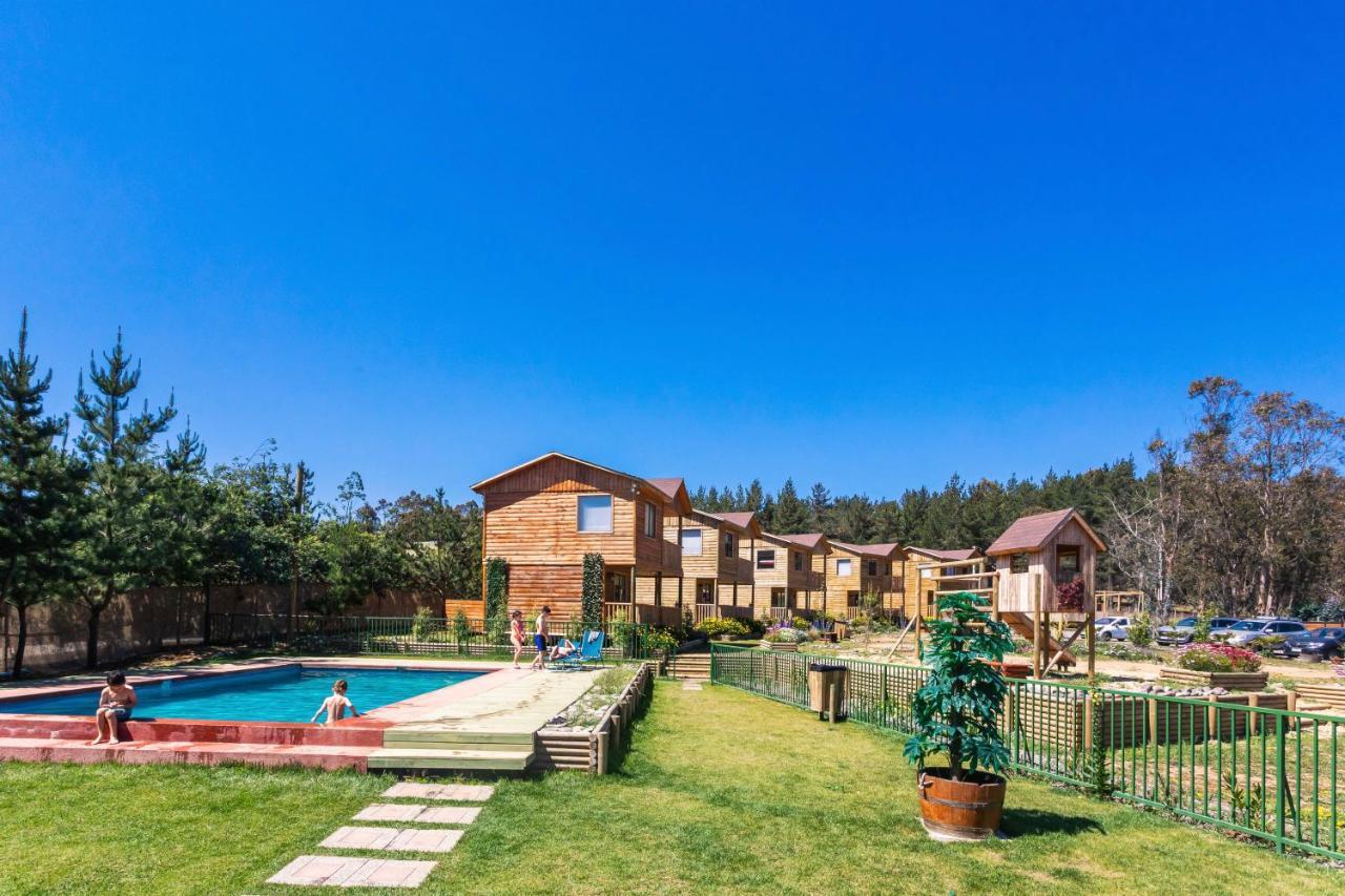 Cabaña en Tunquén, bosque, piscina y vista al mar Esterno foto