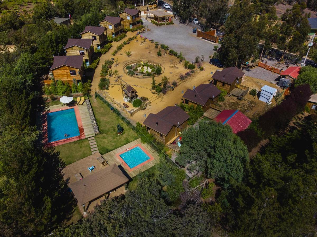 Cabaña en Tunquén, bosque, piscina y vista al mar Esterno foto